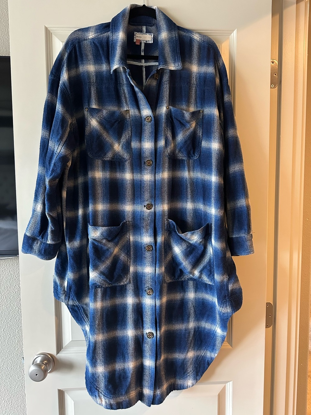 Anthropologie Pilcro Extra Ling Blue Plaid Flannel Button Down Shirt